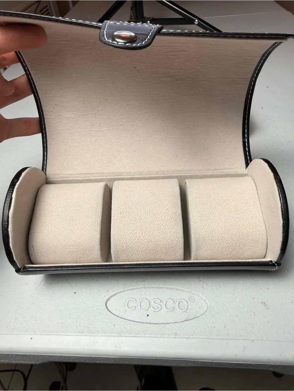 Eleganto branded black leather watch case